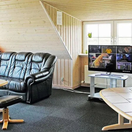 Holiday home Sleeps 24 Pool Wifi